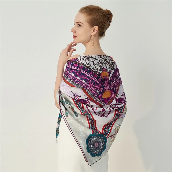 Customized Spring Mulberry Silk Silk Scarf Summer Beach Towel Travel Sunscreen Sarong